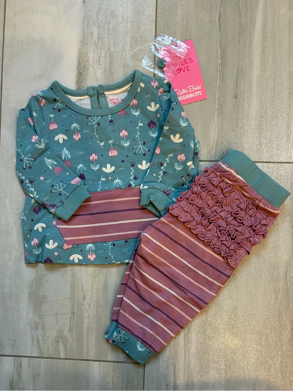 NWT RuffleButts Colorful Cottage Falling Flora Cozy Jogger Pants Set Girls 3-6M